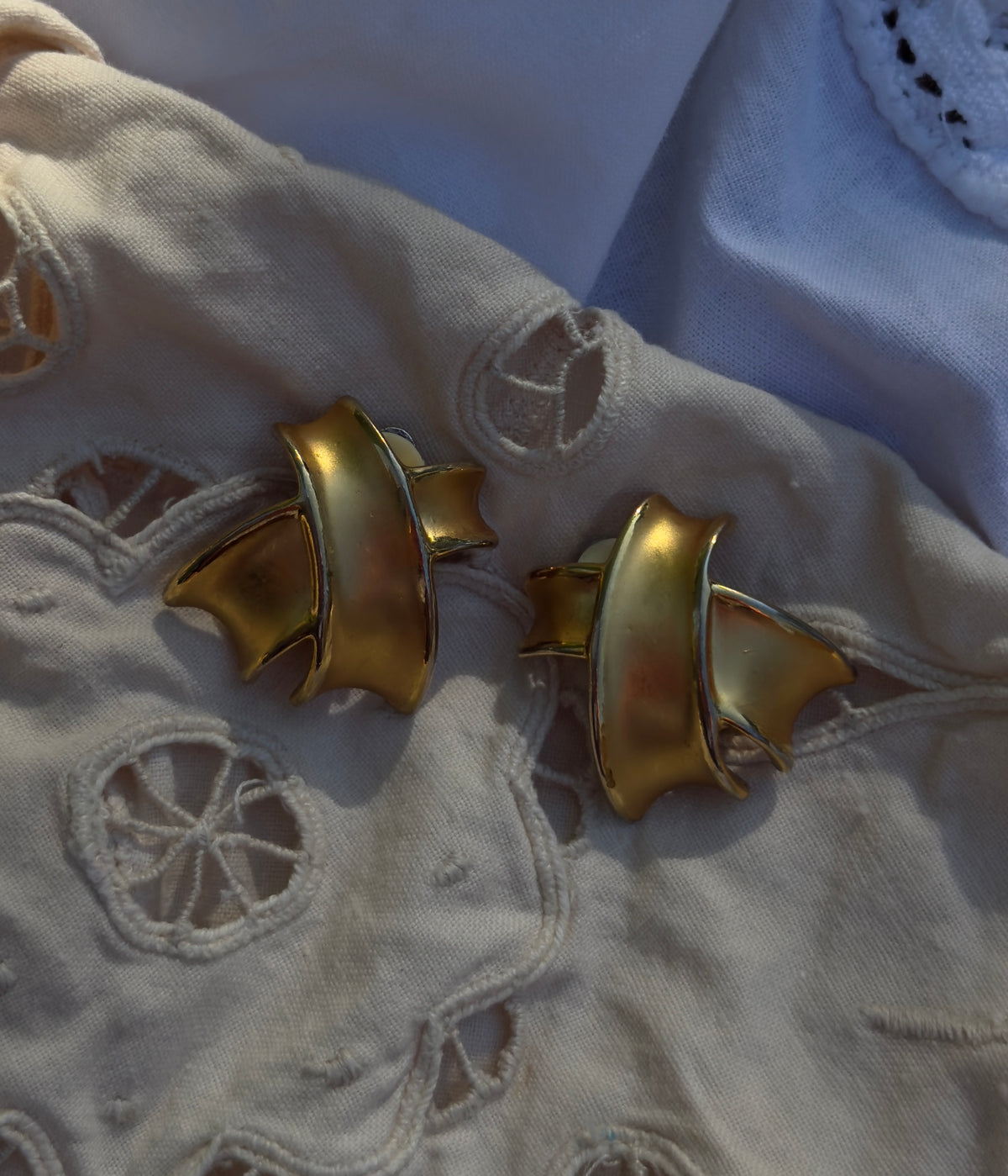 Sculptural Gold Tone Clip On Earrings