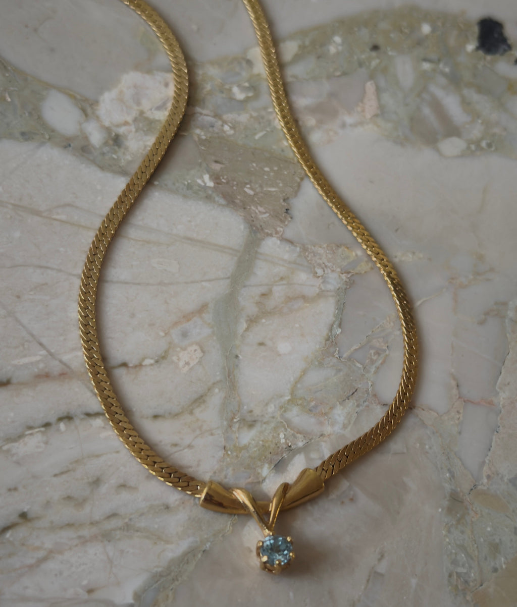 Vintage Gold Tone Solitaire Necklace